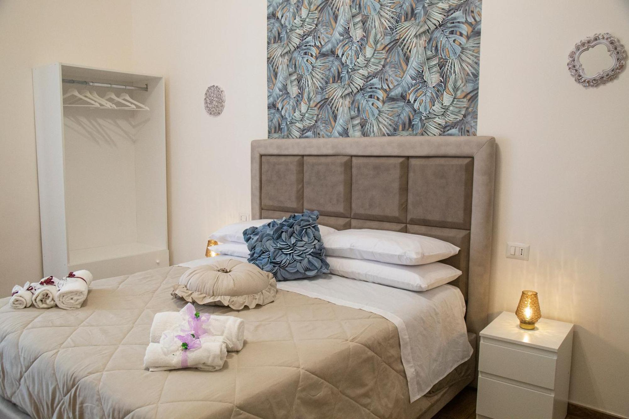 Peppe Prestige Home Napoli Esterno foto